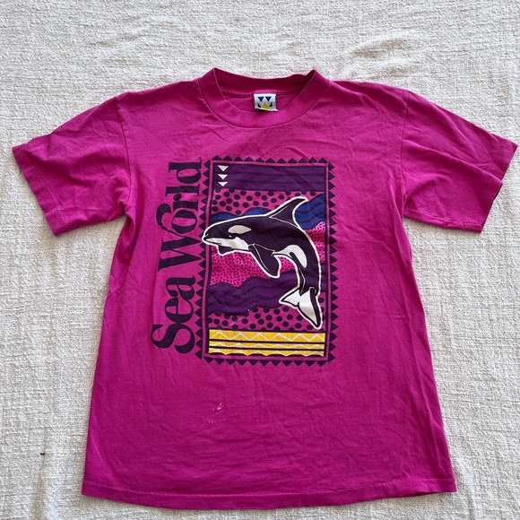 Vintage Tops - Vintage Sea World Orca Graphic Tee Shirt